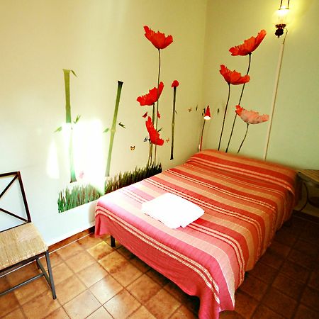 Sixbeds Hotel Rome Exterior photo