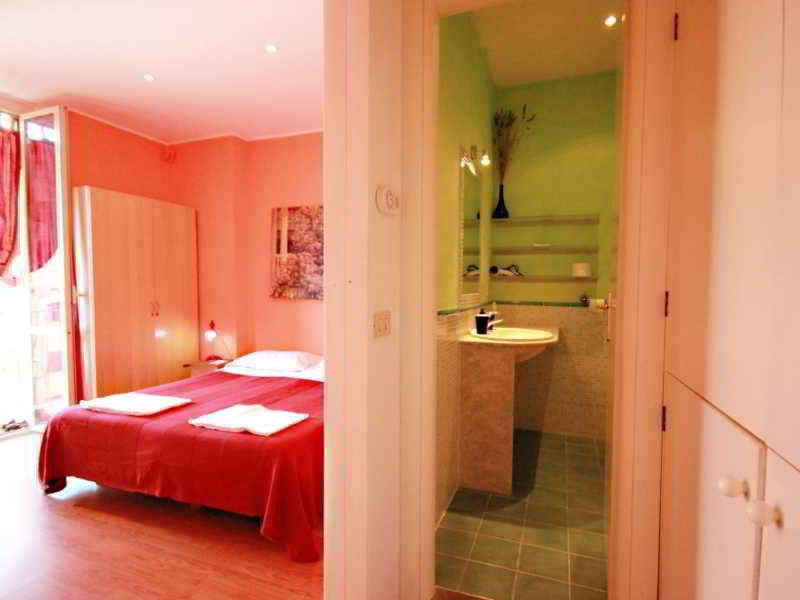 Sixbeds Hotel Rome Exterior photo